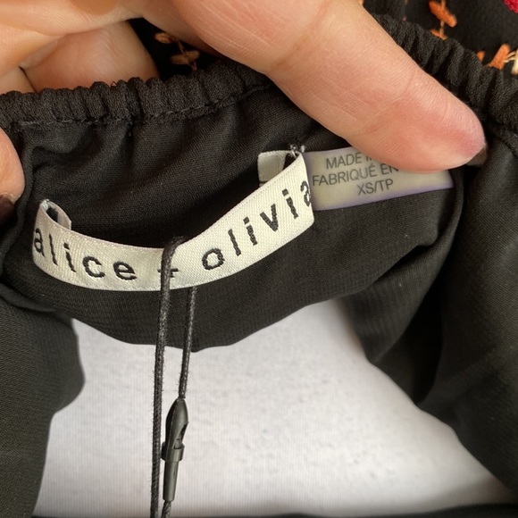 Alice + Olivia Gillian Embroidered Shift Dress - Picture 12 of 15